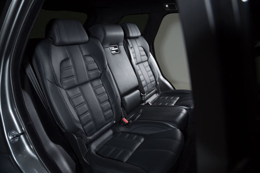 Intérieur d'une voiture de luxe agréablement parfumé.