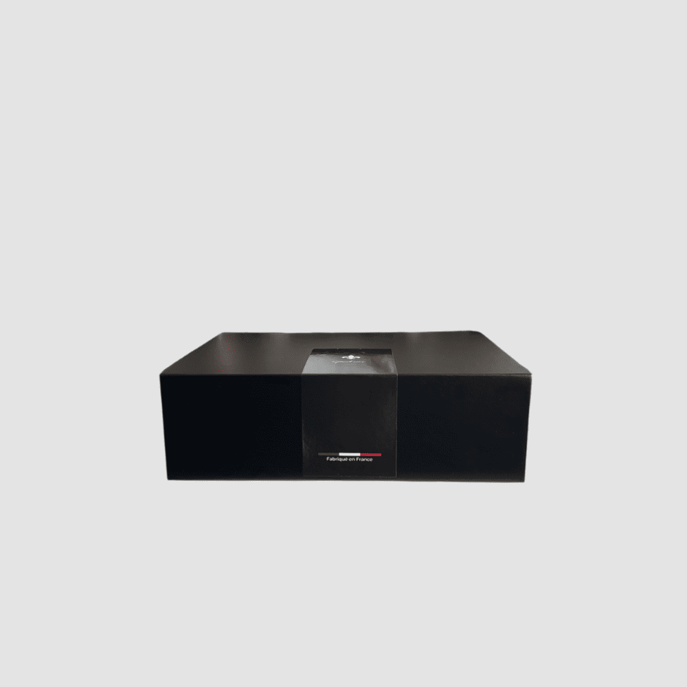 Vue frontale du coffret cadeau Opulence noir mat avec bande tricolore Fabriqué en France