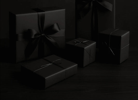 Image représentant plusieurs cadeaux pour la fête des pères dans une ambiance élégante
