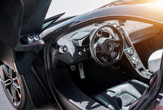Voiture de luxe avec diffuseur de parfum voiture raffiné