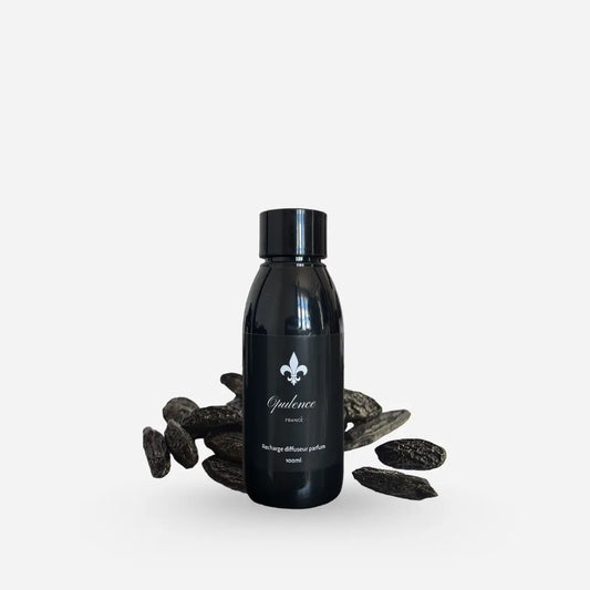 Recharge de parfum de luxe diffuseur à bâtonnets Tonka 100ml Opulence.